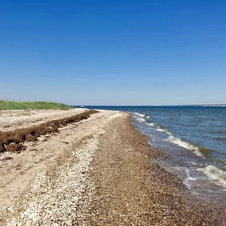 Nyaraló 10 Person In Roslev-by Traum